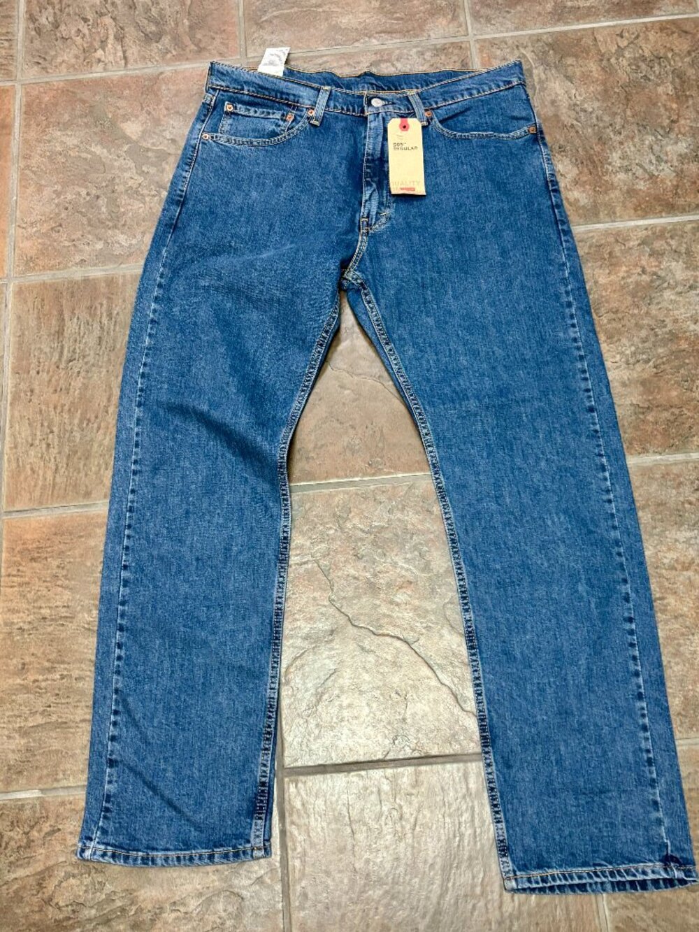 ~~Levi's 505 Men's Regular Fit Jeans Light-Stonewash, 36W x 32L..NEW!!  New Levi